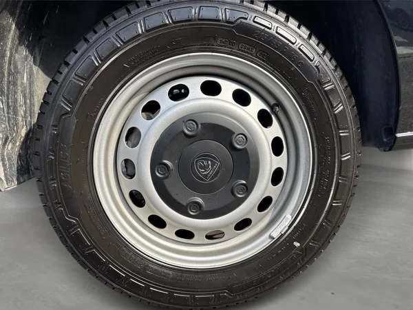 Peugeot Expert (2025) — foto 16 van 19