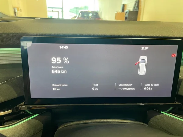 SKODA Peaq (2026) — foto 11 van 23