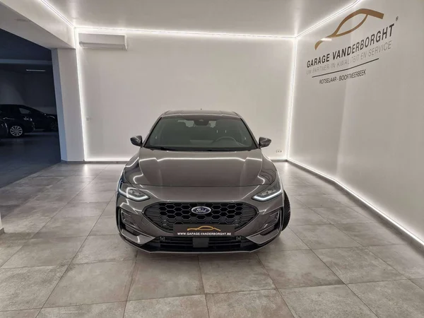 Ford Focus (2025) — foto 8 van 15