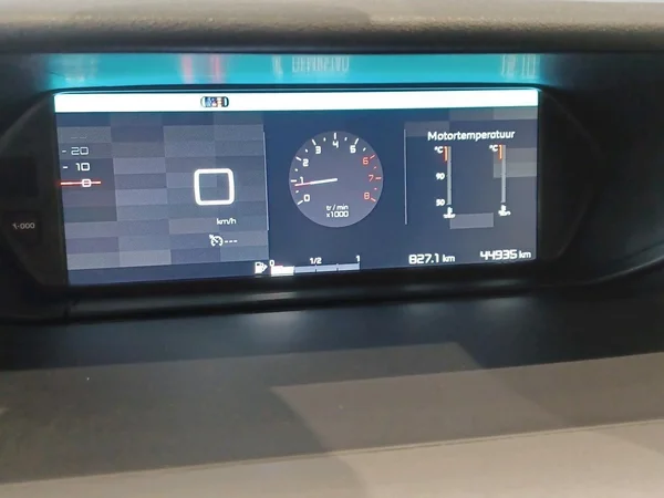 Citroën C4 Picasso (2017) — foto 8 van 25