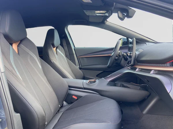 CUPRA Tavascan (2025) — foto 14 van 20