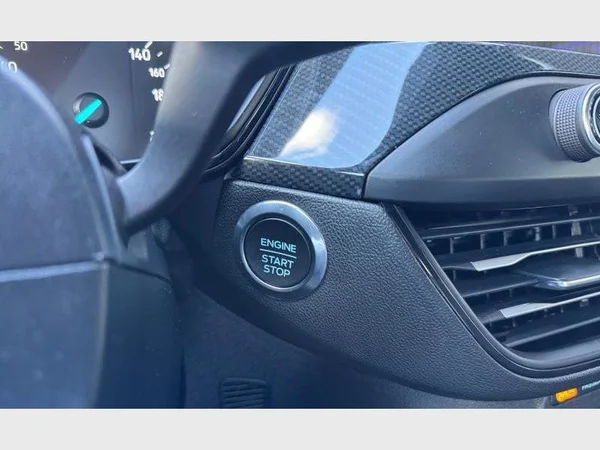 Ford Focus (2022) — foto 10 van 28