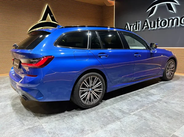 Bmw 330 (2021) — foto 27 van 37