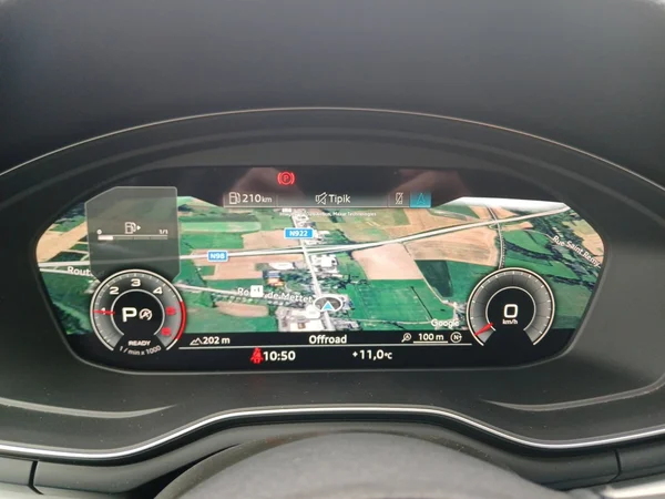 AUDI A4 Avant (2023) — foto 17 van 18