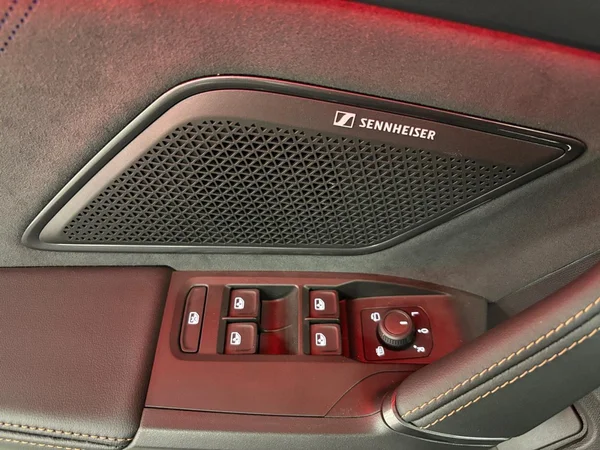 CUPRA Leon e-Hybrid (PHEV) (2026) — foto 3 van 15