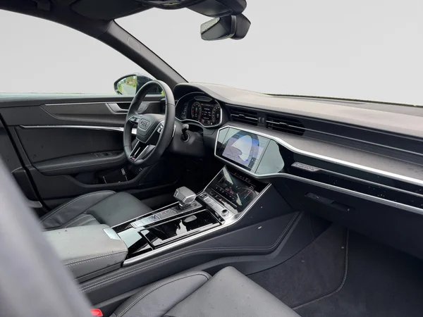 AUDI A6 Avant (2023) — foto 14 van 20