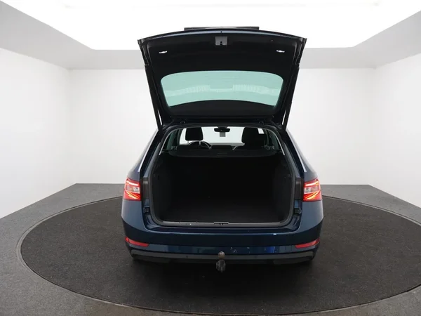Škoda Superb (2024) — foto 25 van 34