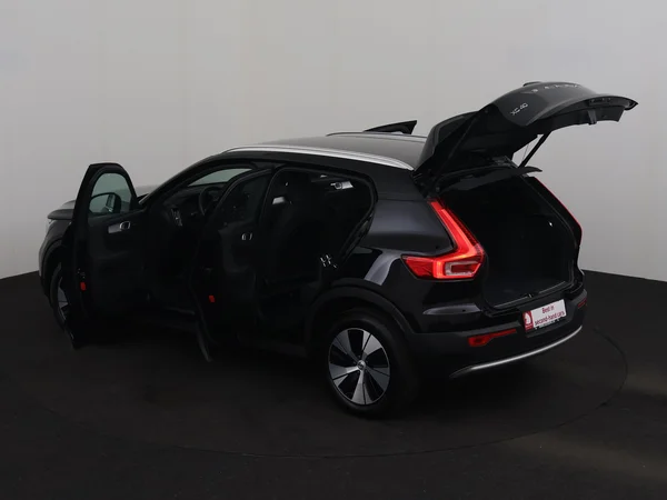 VOLVO XC40 (2023) — foto 31 van 32