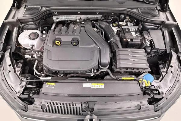 Volkswagen Golf VIII SW (2022) — foto 7 van 29
