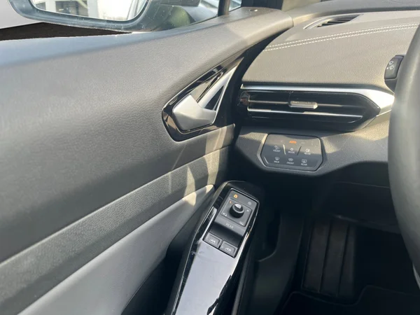 VOLKSWAGEN ID.5 (2024) — foto 5 van 16