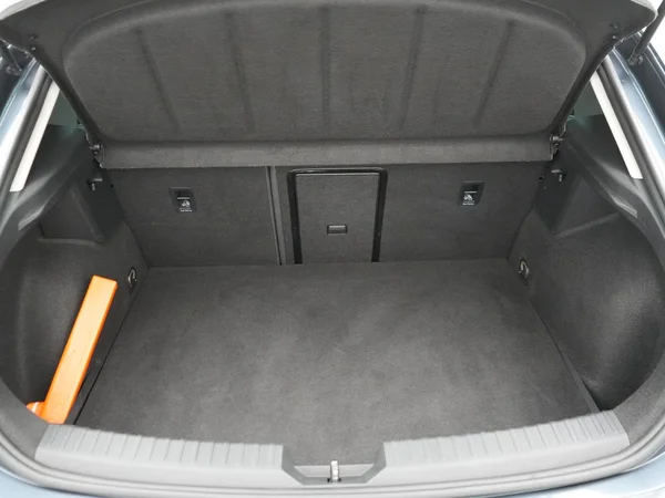 SEAT Leon e-Hybrid (PHEV) (2021) — foto 6 van 26