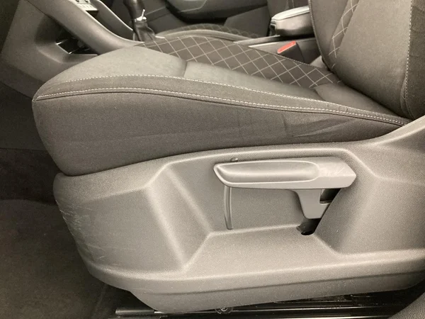 SKODA Karoq Dsl (2021) — foto 30 van 36