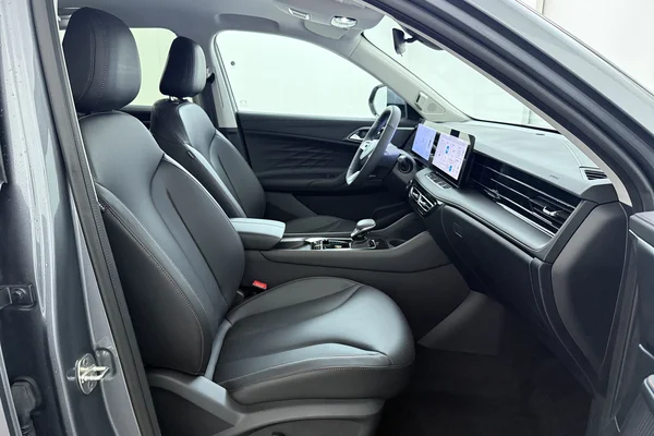 MG HS Hybrid+ (HEV) (2026) — foto 15 van 17