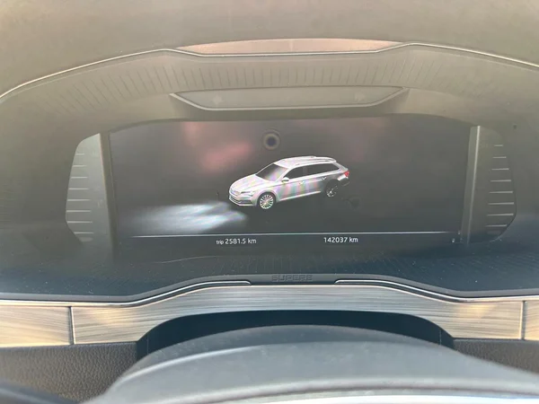 SKODA Superb Combi Dsl (2023) — foto 22 van 22