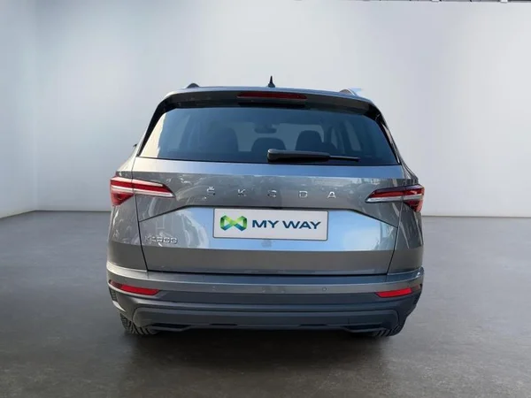 SKODA Karoq (2022) — foto 28 van 31