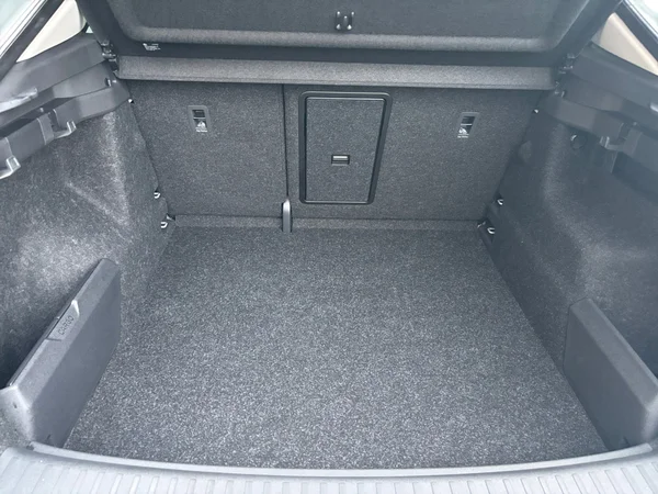 SKODA Enyaq Coupé (2024) — foto 2 van 24