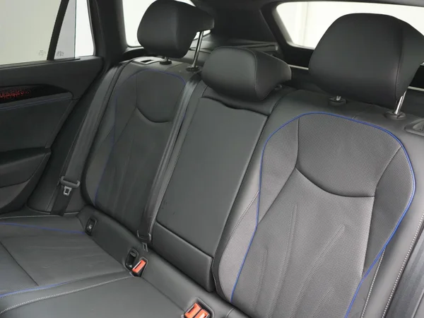 VOLKSWAGEN Passat SW (2026) — foto 19 van 24