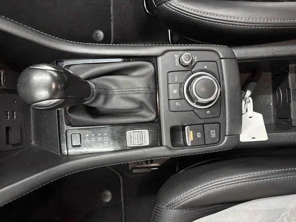 Mazda CX-3 (2019) — foto 9 van 21
