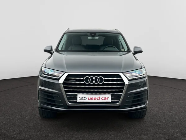 AUDI Q7 (2016) — foto 9 van 24
