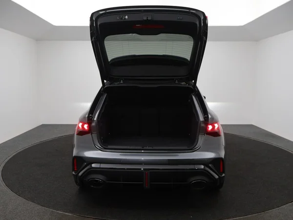 AUDI RS3 Sportback (2025) — foto 13 van 31