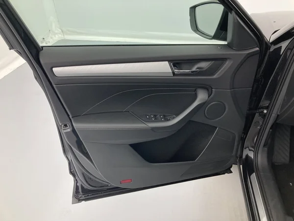 SKODA Kodiaq (2022) — foto 9 van 36