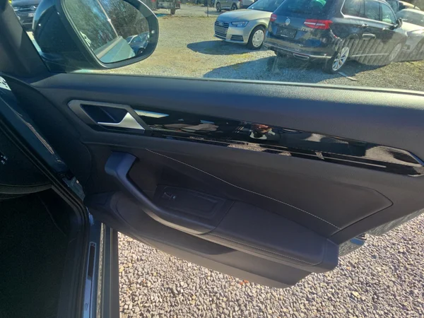 VOLKSWAGEN T-Roc (2026) — foto 10 van 24