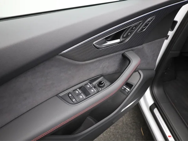 AUDI Q7 e-hybrid (PHEV) (2025) — foto 28 van 28