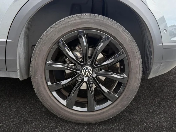 VOLKSWAGEN T-Roc (2023) — foto 16 van 21