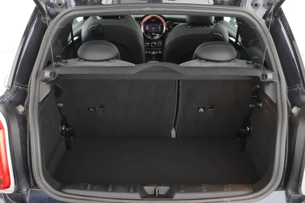 MINI MINI (2021) — foto 8 van 16