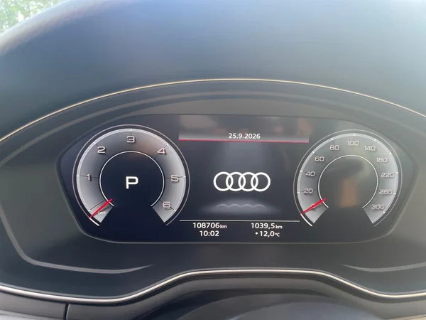 AUDI A4 Avant Dsl (2020) — foto 5 van 21
