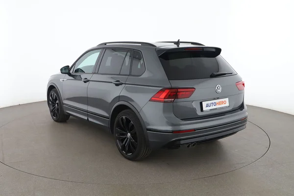 Volkswagen Tiguan (2020) — foto 10 van 16