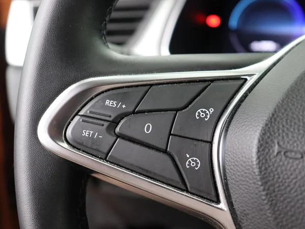 RENAULT Captur (2021) — foto 9 van 30