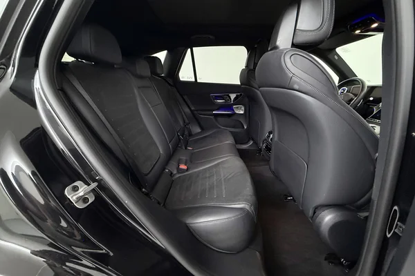 Mercedes-Benz GLC PHEV (X254) (2024) — foto 16 van 36