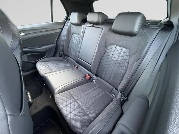 VOLKSWAGEN Golf VIII (2025) — foto 10 van 25