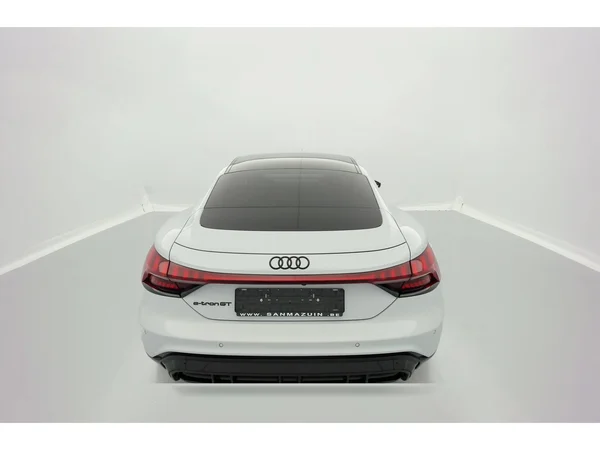 AUDI E-tron GT (2021) — foto 28 van 31