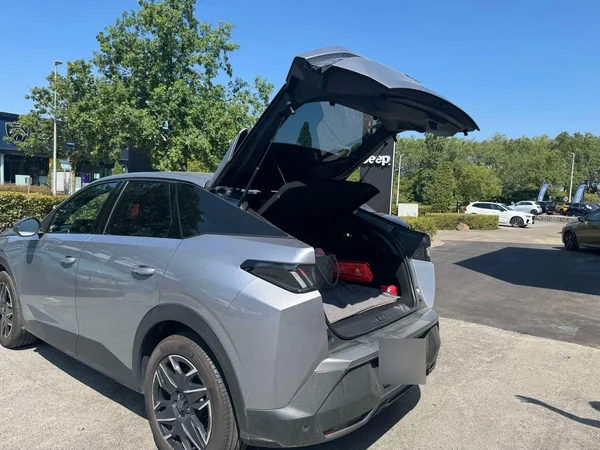 Peugeot 3008 (2025) — foto 12 van 17