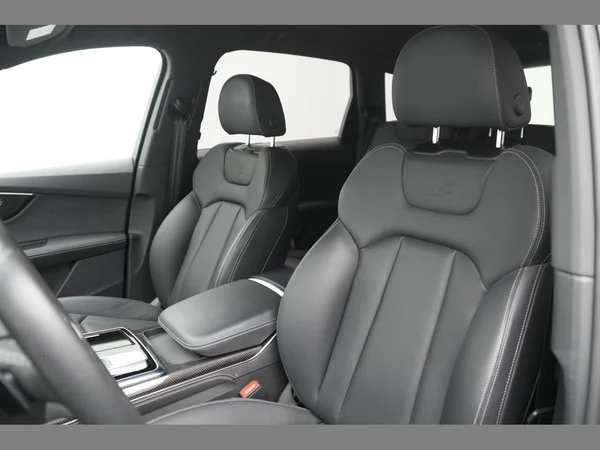 AUDI Q7 PHEV (2023) — foto 34 van 39