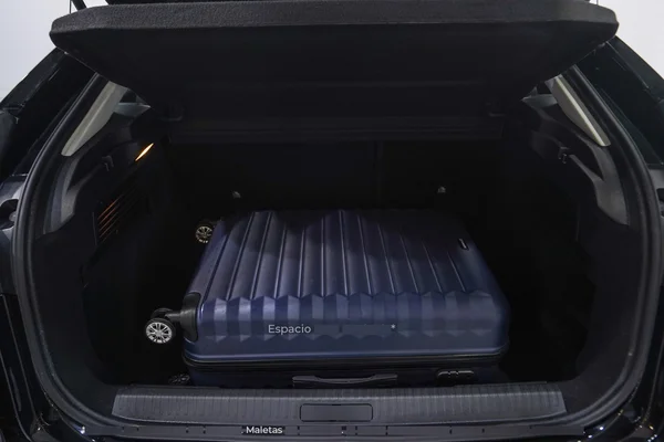 Citroen C4 (2022) — foto 7 van 39