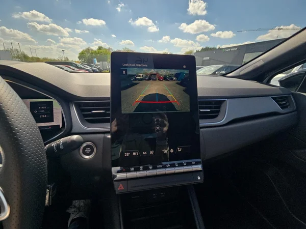 RENAULT Captur (2025) — foto 5 van 24