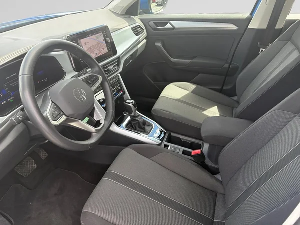 VOLKSWAGEN T-Roc (2022) — foto 24 van 24