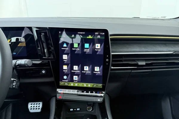 Renault Austral E-Tech (HEV) (2026) — foto 3 van 13