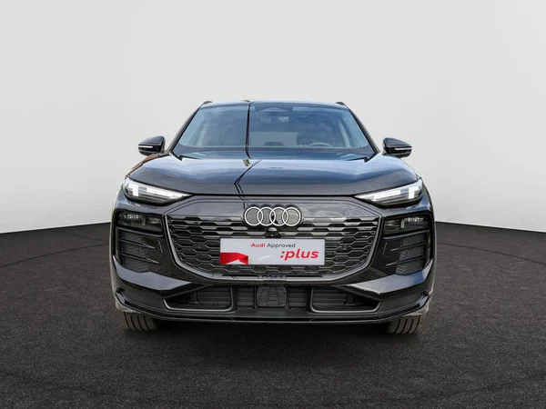 AUDI Q6 e-tron (2025) — foto 18 van 24