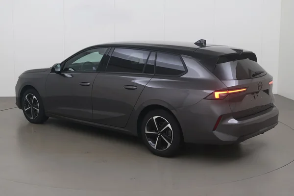 Opel Astra Sports Tourer (2025) — foto 10 van 16