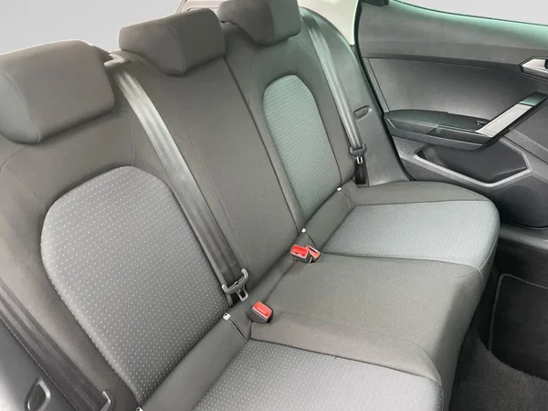 SEAT Arona (2023) — foto 10 van 21