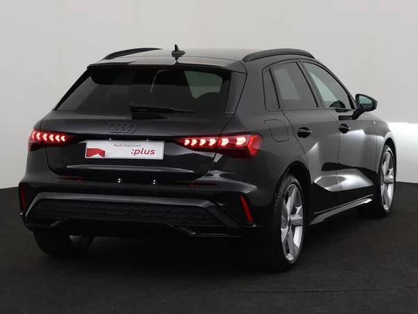 AUDI A3 Sportback (2025) — foto 11 van 18