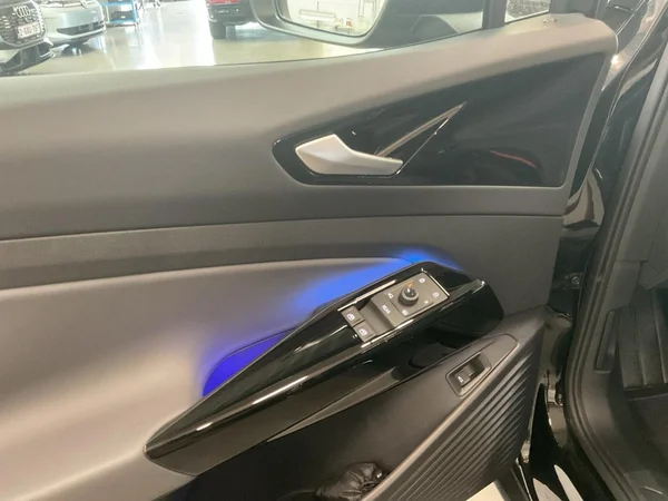 VOLKSWAGEN ID.5 (2026) — foto 6 van 18