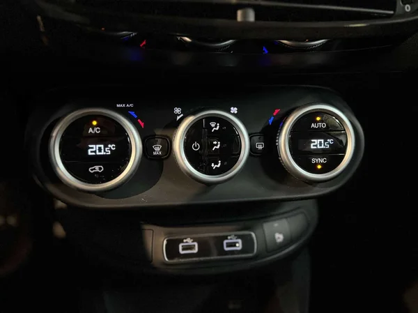 Fiat 500X (2024) — foto 7 van 17