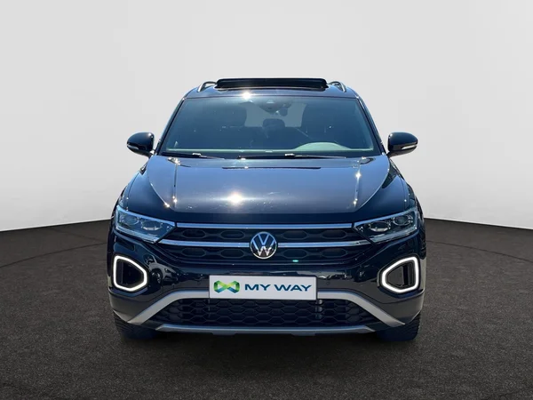 VOLKSWAGEN T-Roc (2023) — foto 9 van 24