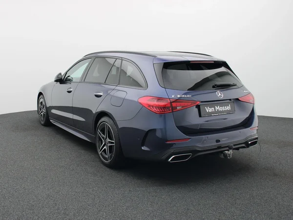 Mercedes-Benz C-Klasse (2025) — foto 12 van 30