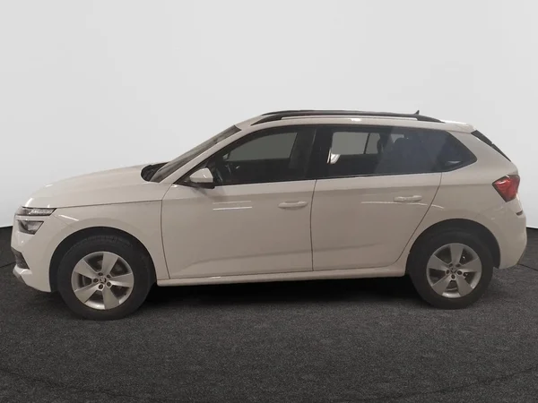 SKODA Kamiq (2021) — foto 12 van 21